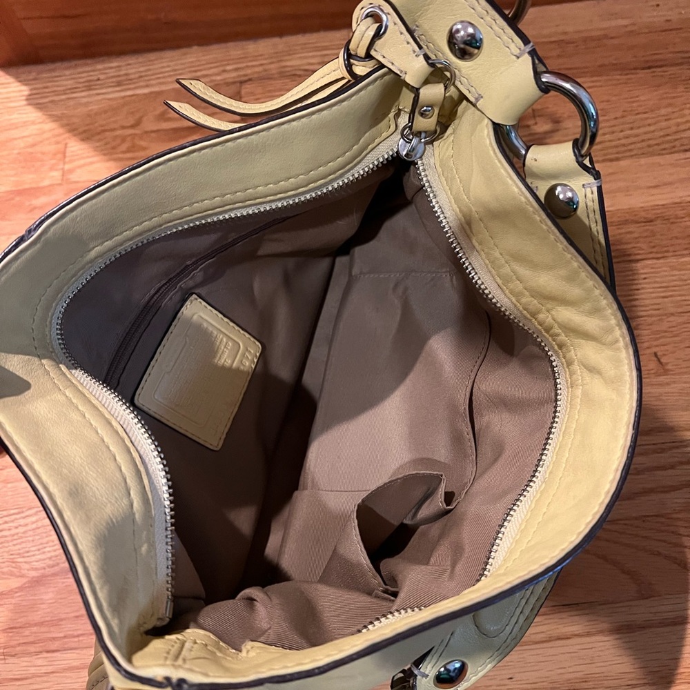 Coach Yellow Leather Shoulder Bag with Silver Hardware - Picture 7 of 11